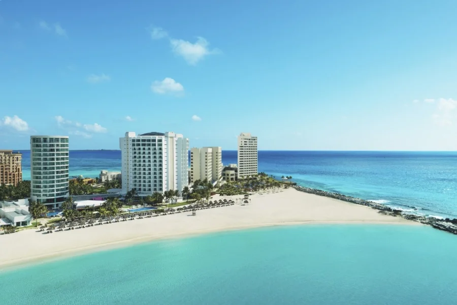 Krystal Grand Cancún